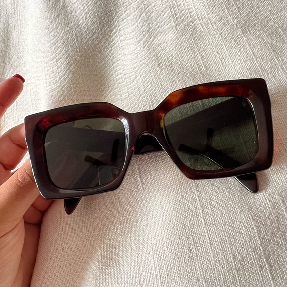Celine Cat Eye Brown Tortoise Sunglasses - Picture 4 of 6